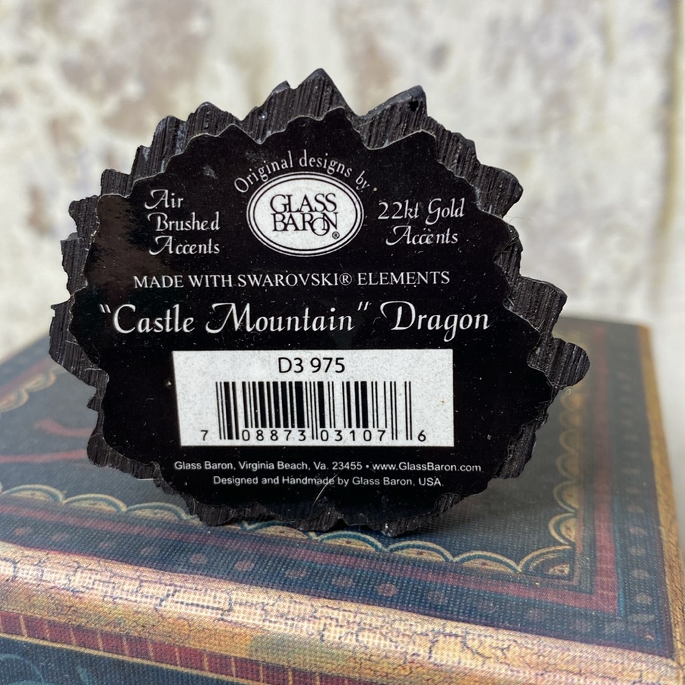 Glass Baron “Castle Mountain” Dragon w/Swarovski elements & 22kt gold Accents - Picture 5 of 6